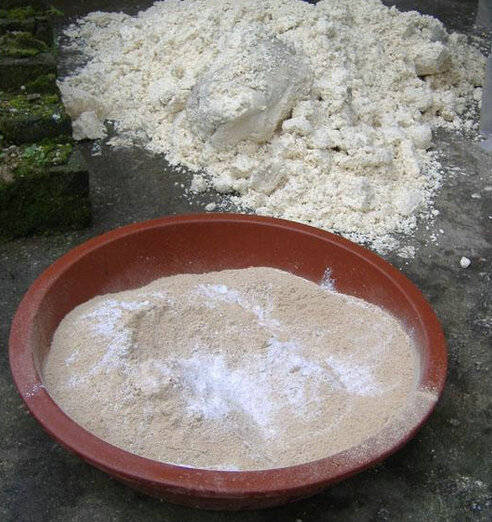 发酵豆渣是很好的家用植物肥料需要经过专业处理