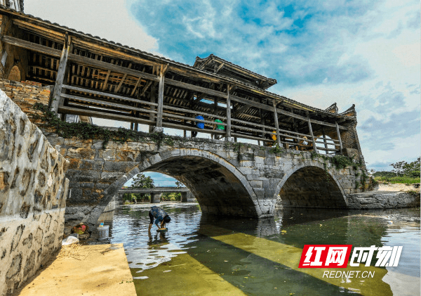 湖南道县：丽影风雨桥（图）