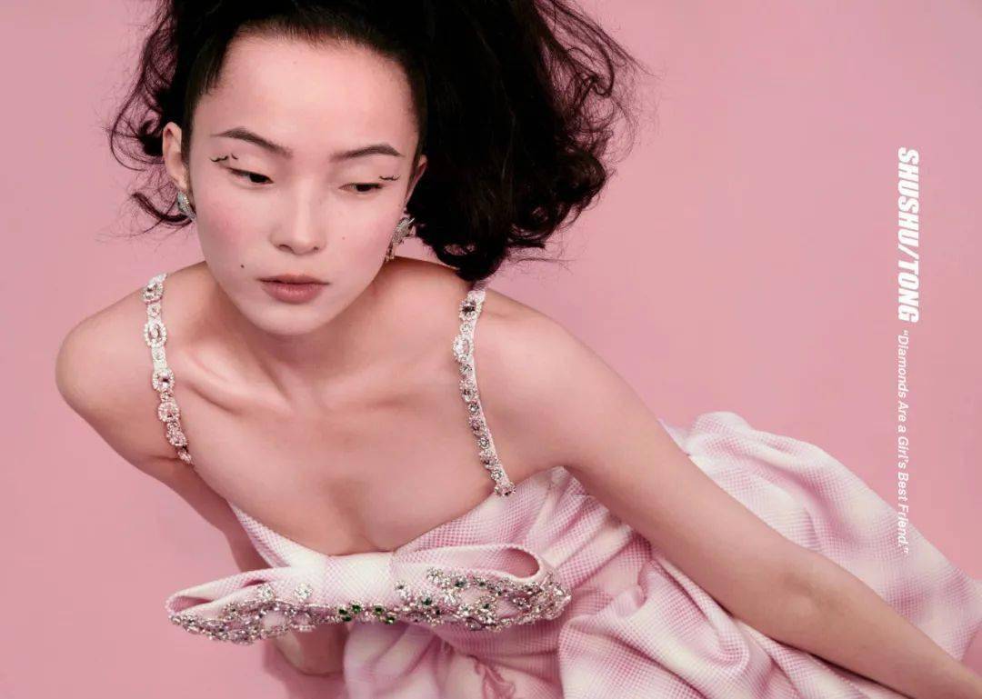 来袭|人间芭比Somi回归，甜辣风强势来袭！