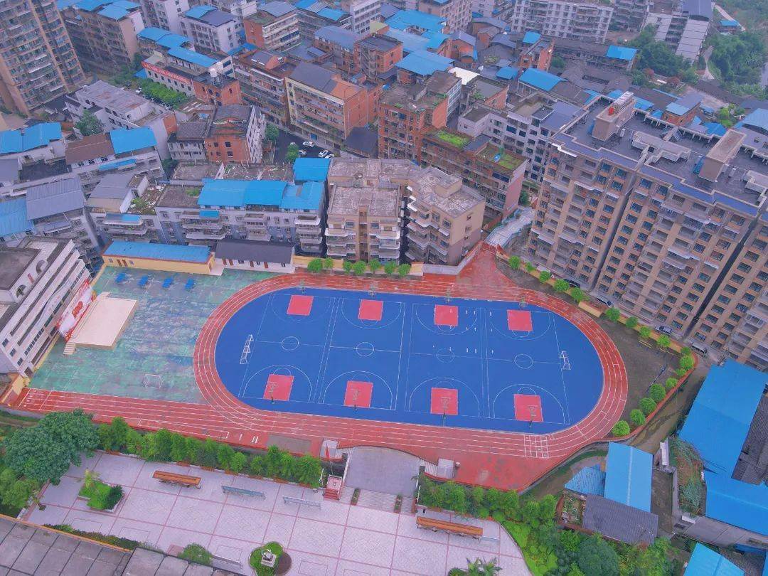 亲眼所见今天在威远镇西拍到的你绝对