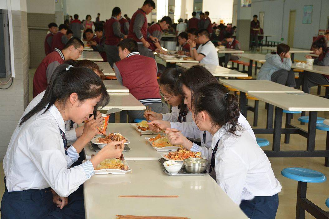 长春热门高中食堂伙食都咋样