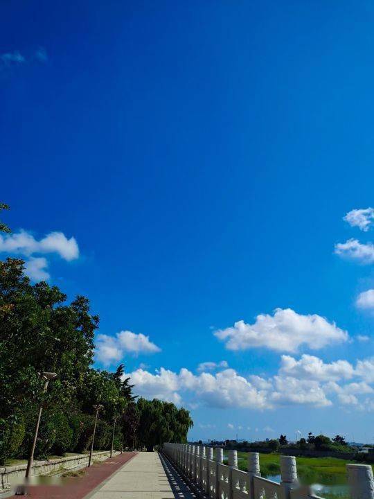 晴空万里图片全景图图片