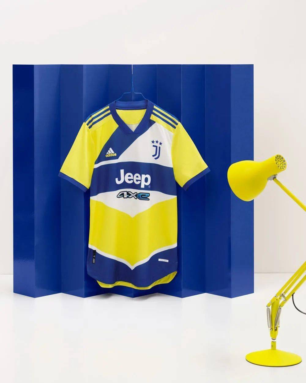 尤文图斯202122赛季第二客场球衣发布