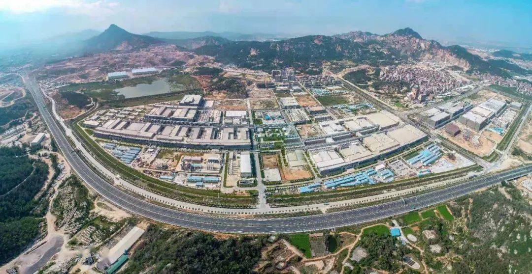 三安高端半导体系列项目三安高端半导体系列项目是泉州芯谷南安分园区