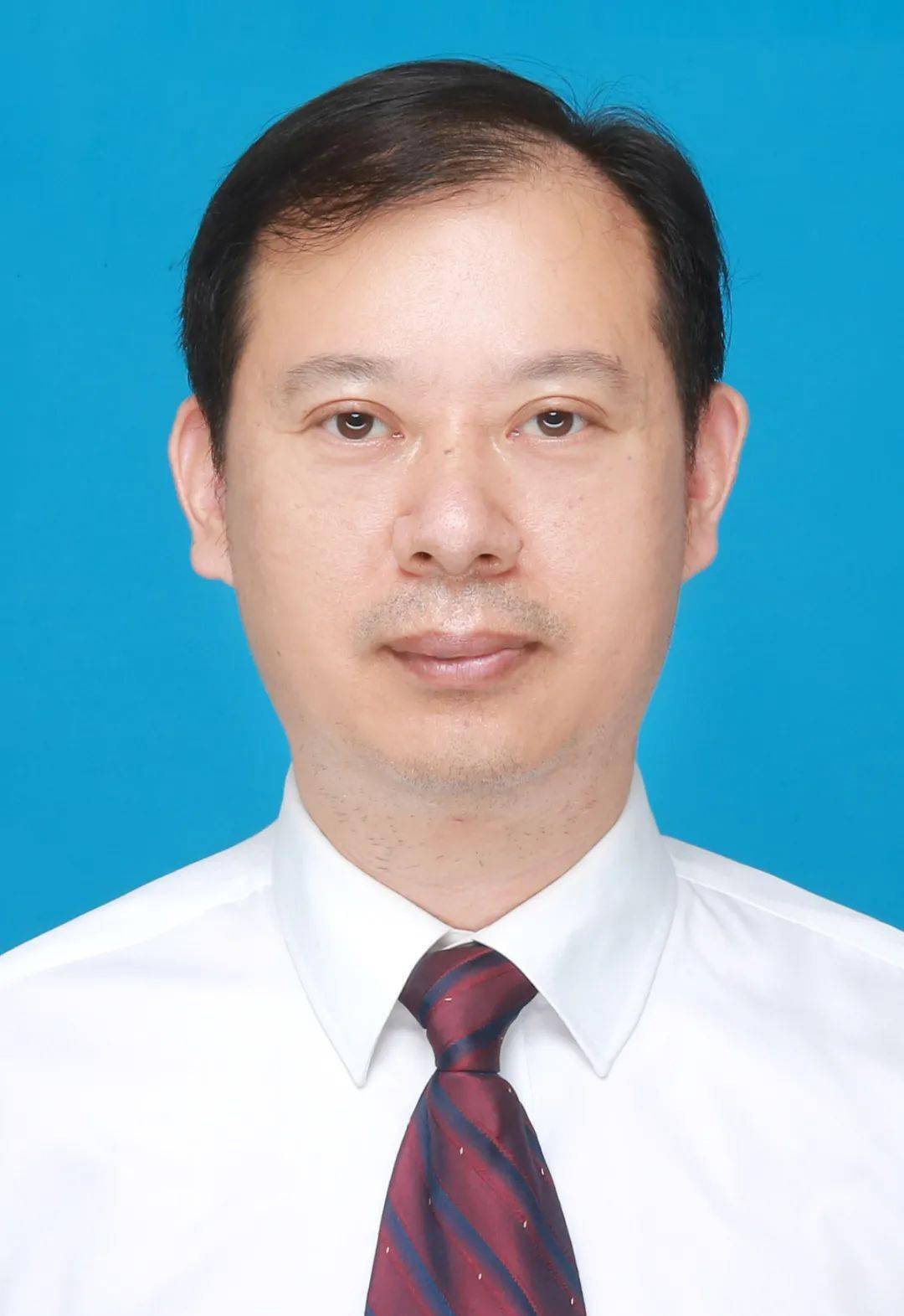 医学学会泌尿系肿瘤专业委员会委员,湖州市泌尿外科专业委员会委员