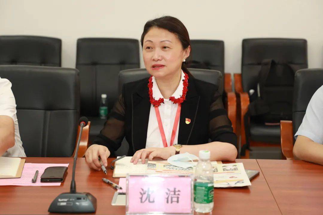"市委常委,区委书记刘智勇慰问座谈"顺德好医生"_发展