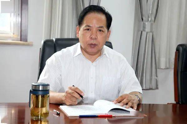 党史学习教育省审计厅党组副书记副厅长张明利参加厅人事教育处党支部