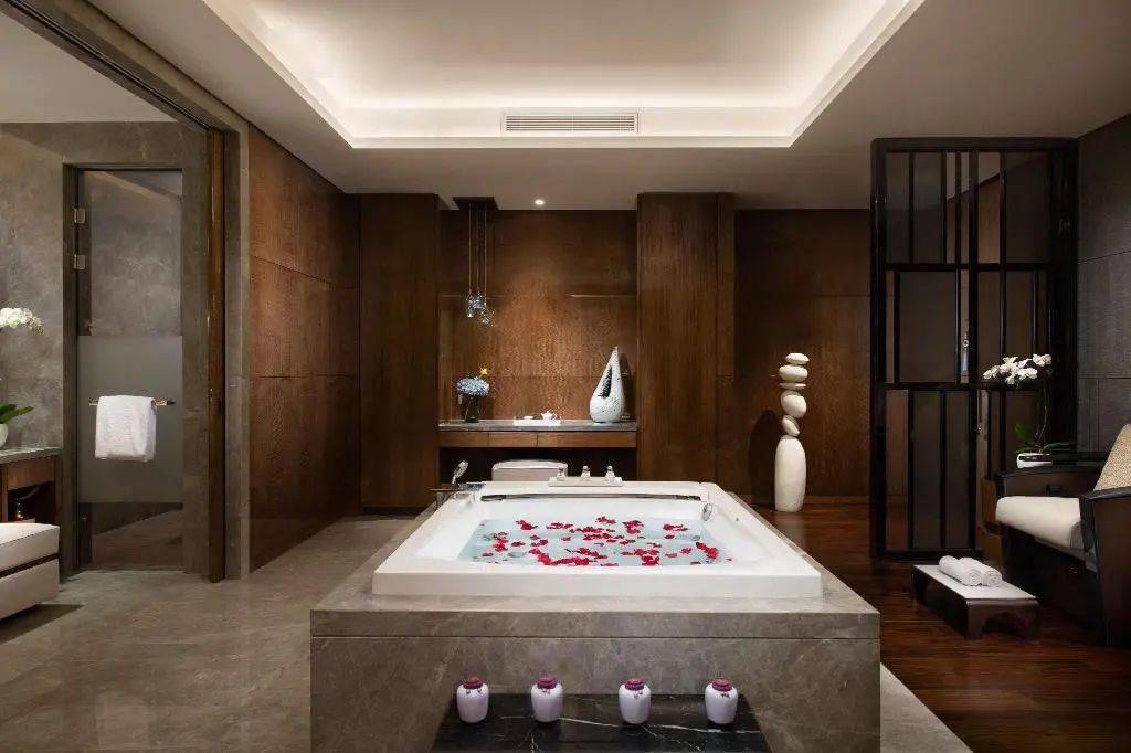 抢购 | 坐拥成都绝美天际线,成都棕榈泉费尔蒙特惠套餐,有限期至年底