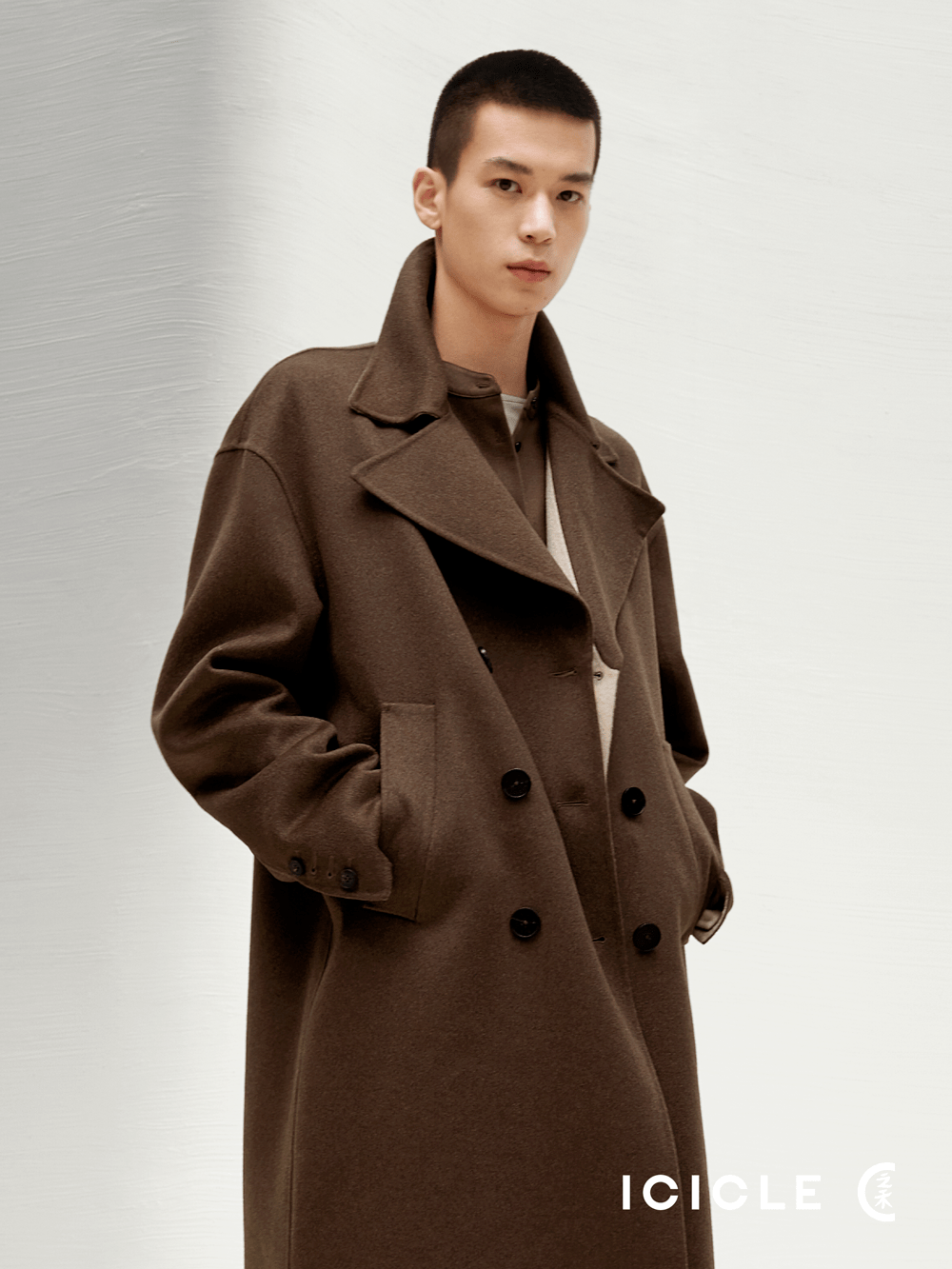 品牌|太格玩选|10大热门品牌秋冬型录大赏,100套造型带来100种穿搭灵感