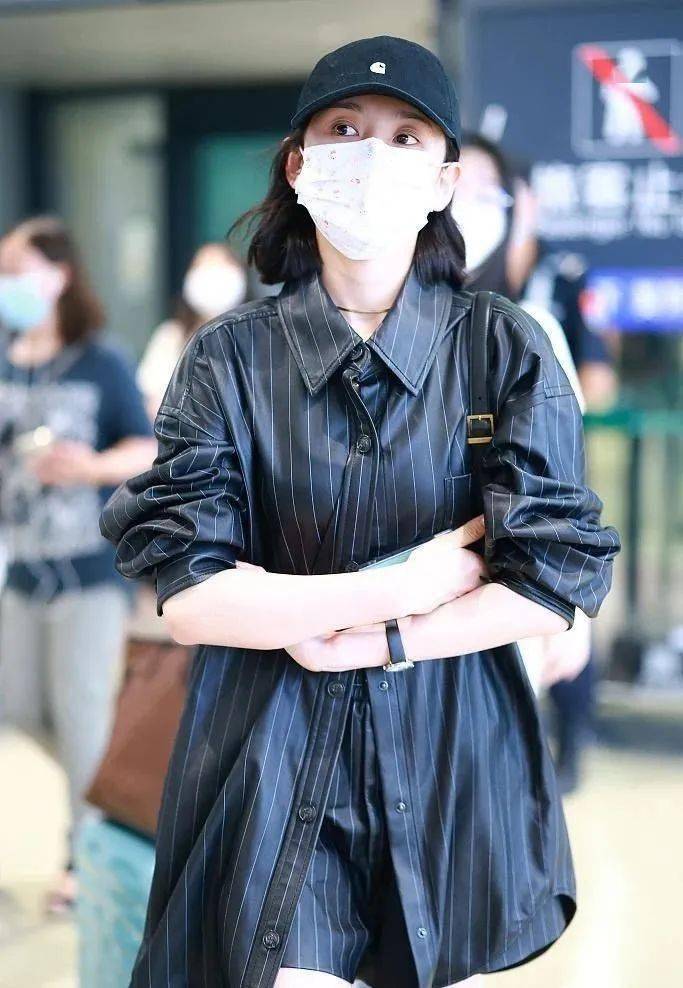 套装|衣品挖绝机 | 女明星：三五百的某宝套装真好穿