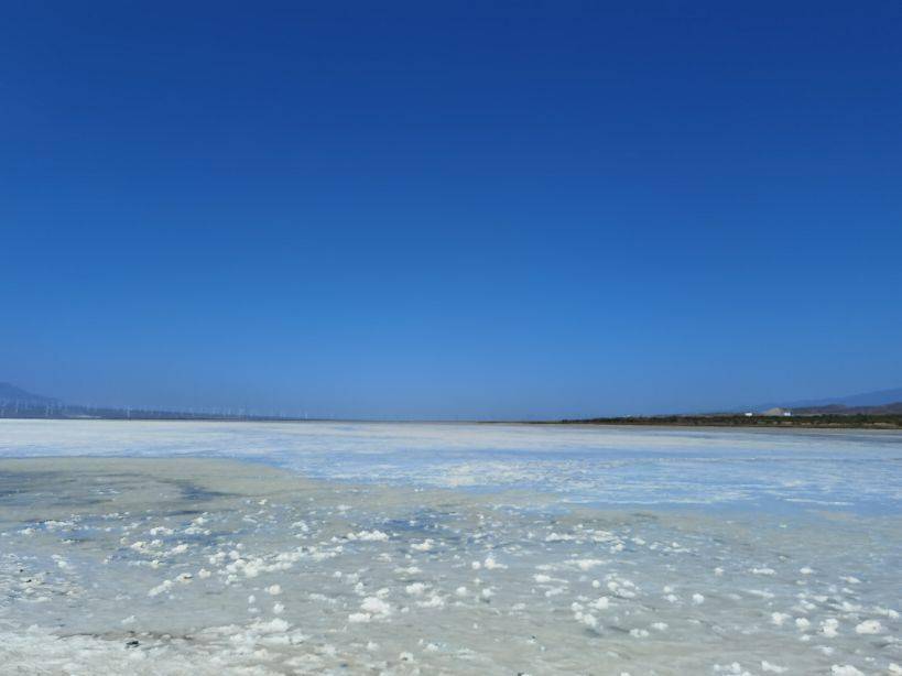 乌鲁木齐周边旅游之新疆盐湖城景区