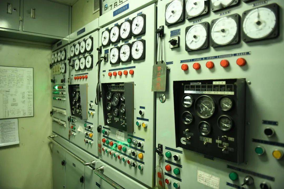 火车的发电车长啥样