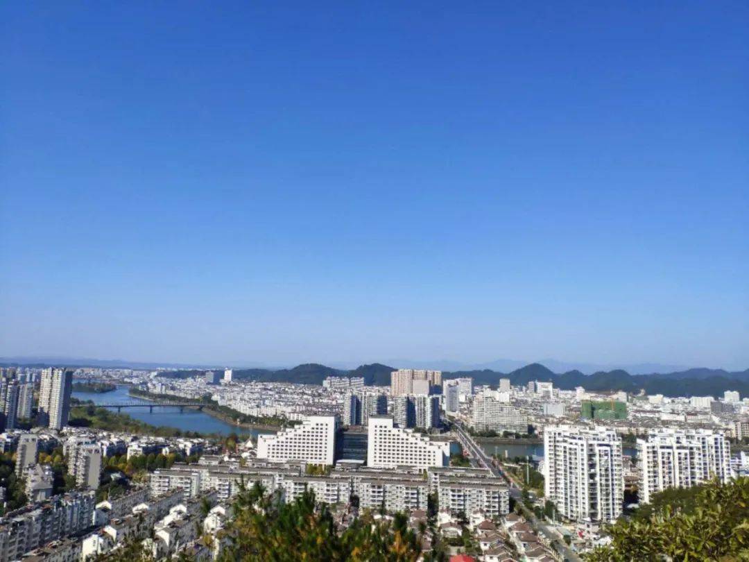 全国空气质量排行榜_7月,黄山市空气质量全国排名第一!