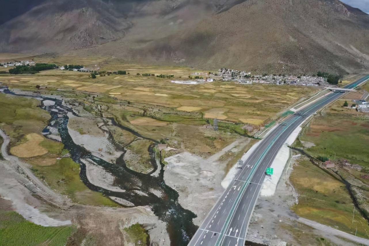那曲—拉萨!世界上海拔最高的高速公路今天通车