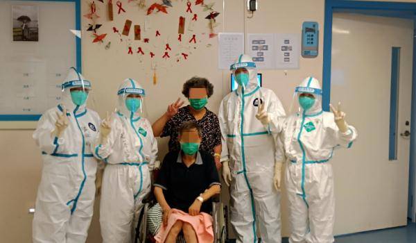 纸条|出院患者拜托医生“开后门”，病区里纸条传情……平凡的感动每天都在上演！