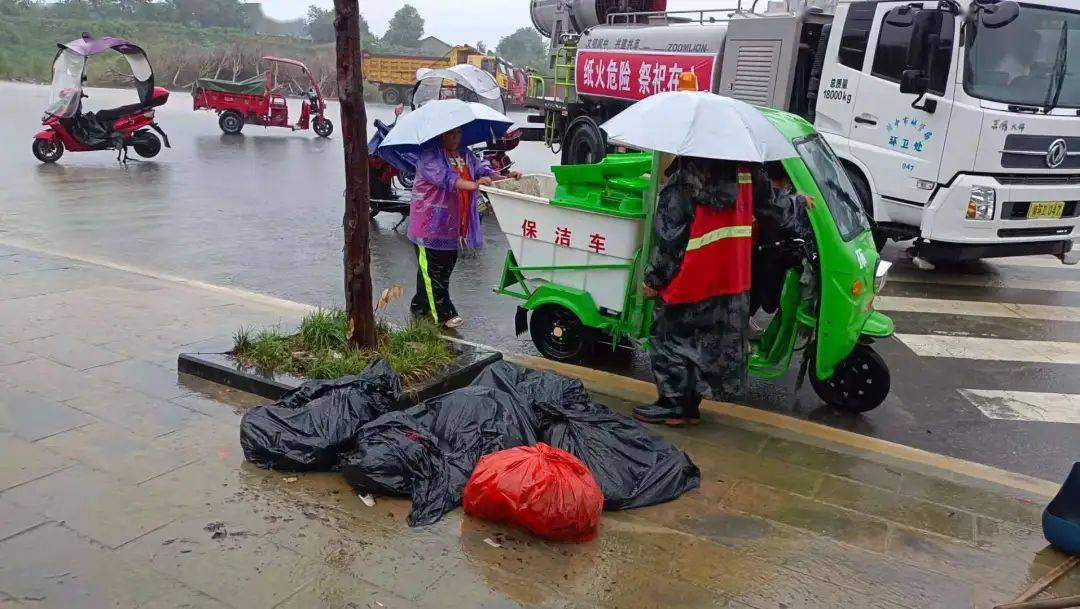 阆中遭遇暴雨袭击6小时降水量居全国第一