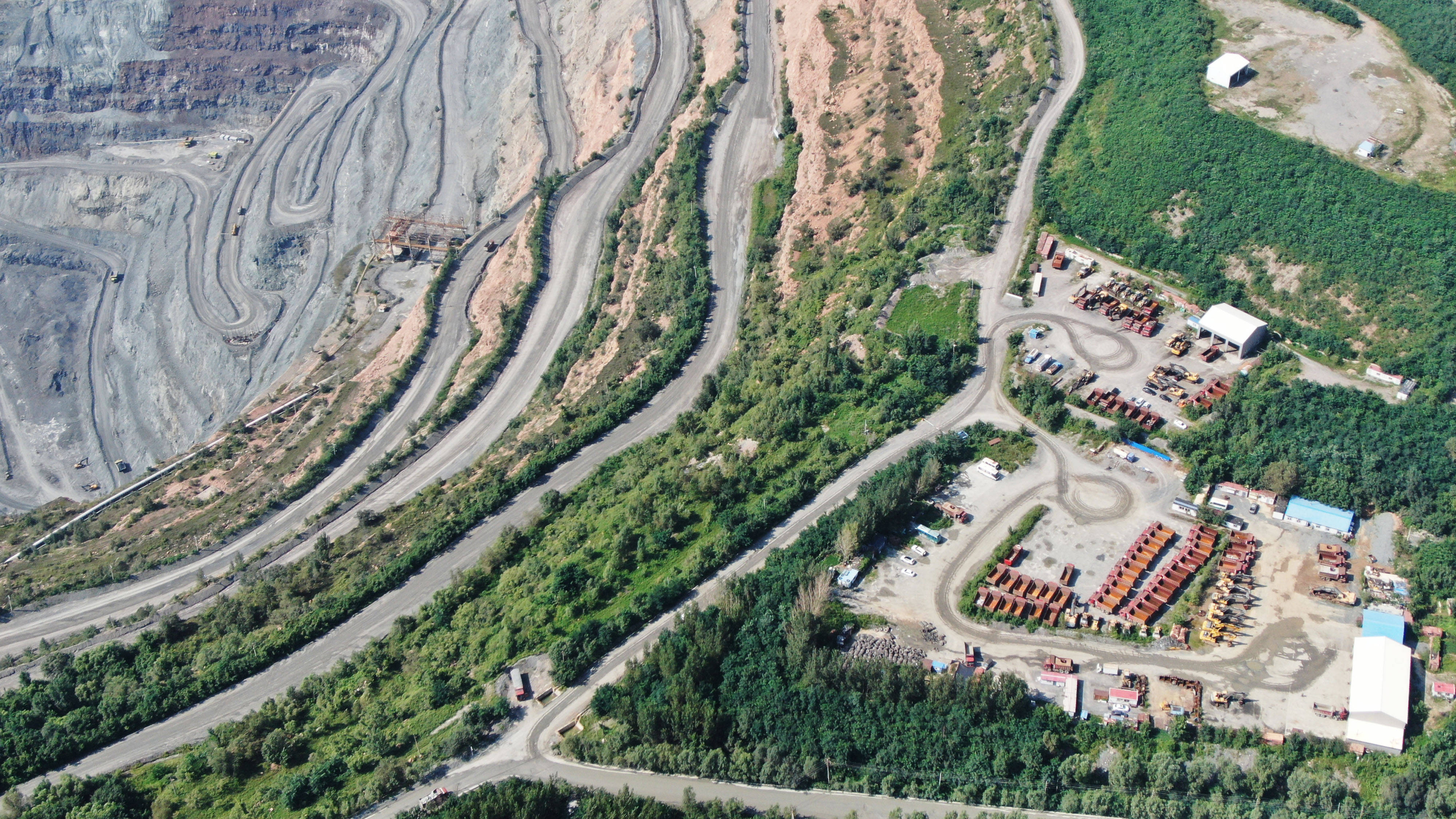 鞍山大孤山铁矿观景图片