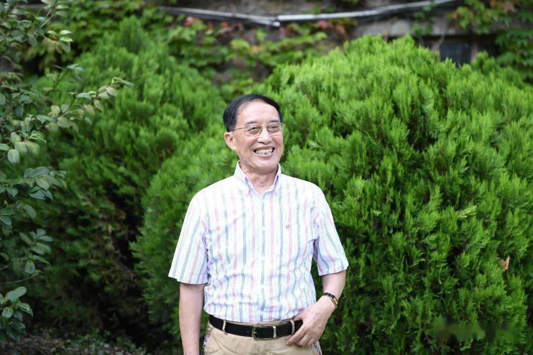 耄耋追梦人作者蒋晓东四川绵阳