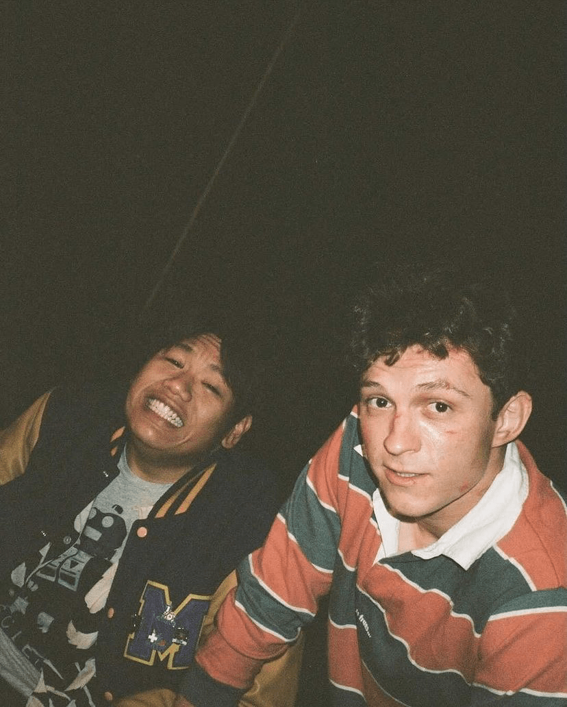 詹姆森暴露真实身份的peter park,日常生活受到了严重影响.