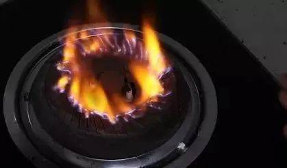 警惕家中天然气燃烧出现这两种颜色要小心