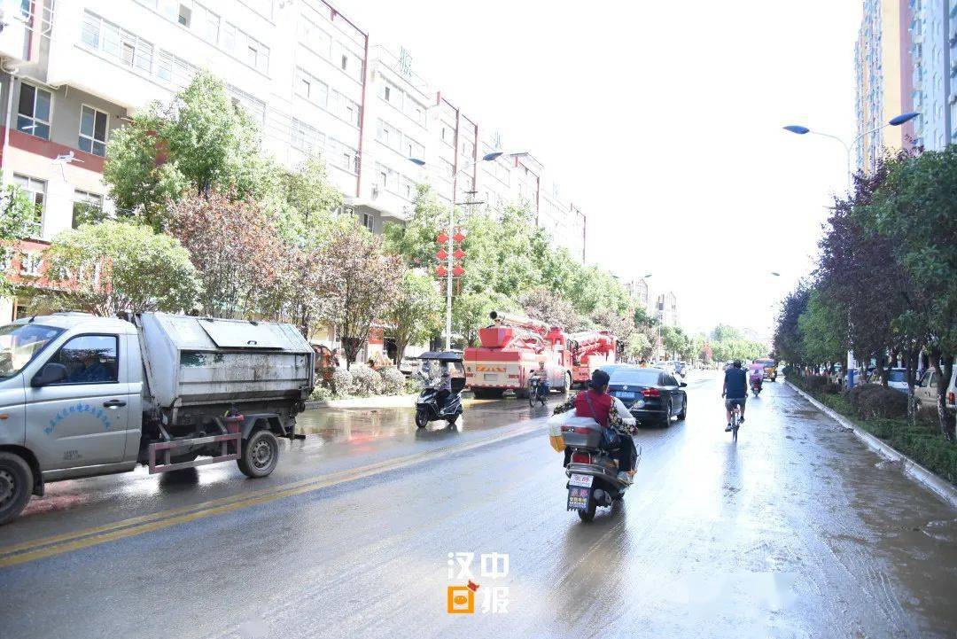 勉县县城清淤基本完成,用水,供电正努力全部恢复!