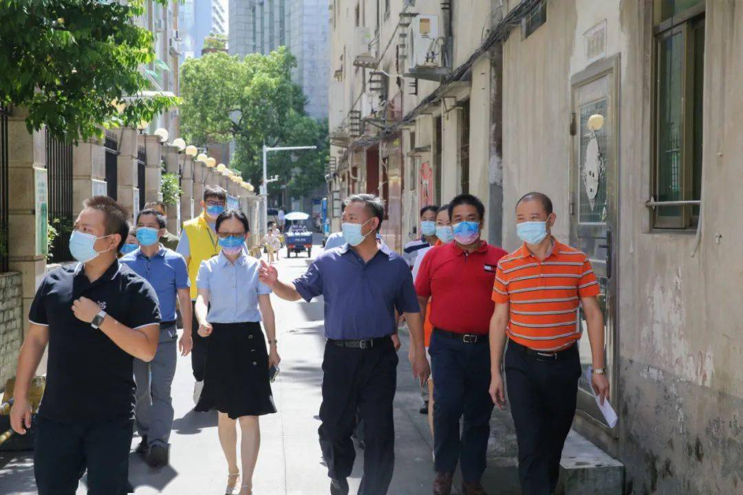 黄淦洪深入社区调研生活垃圾分类工作_南城街道