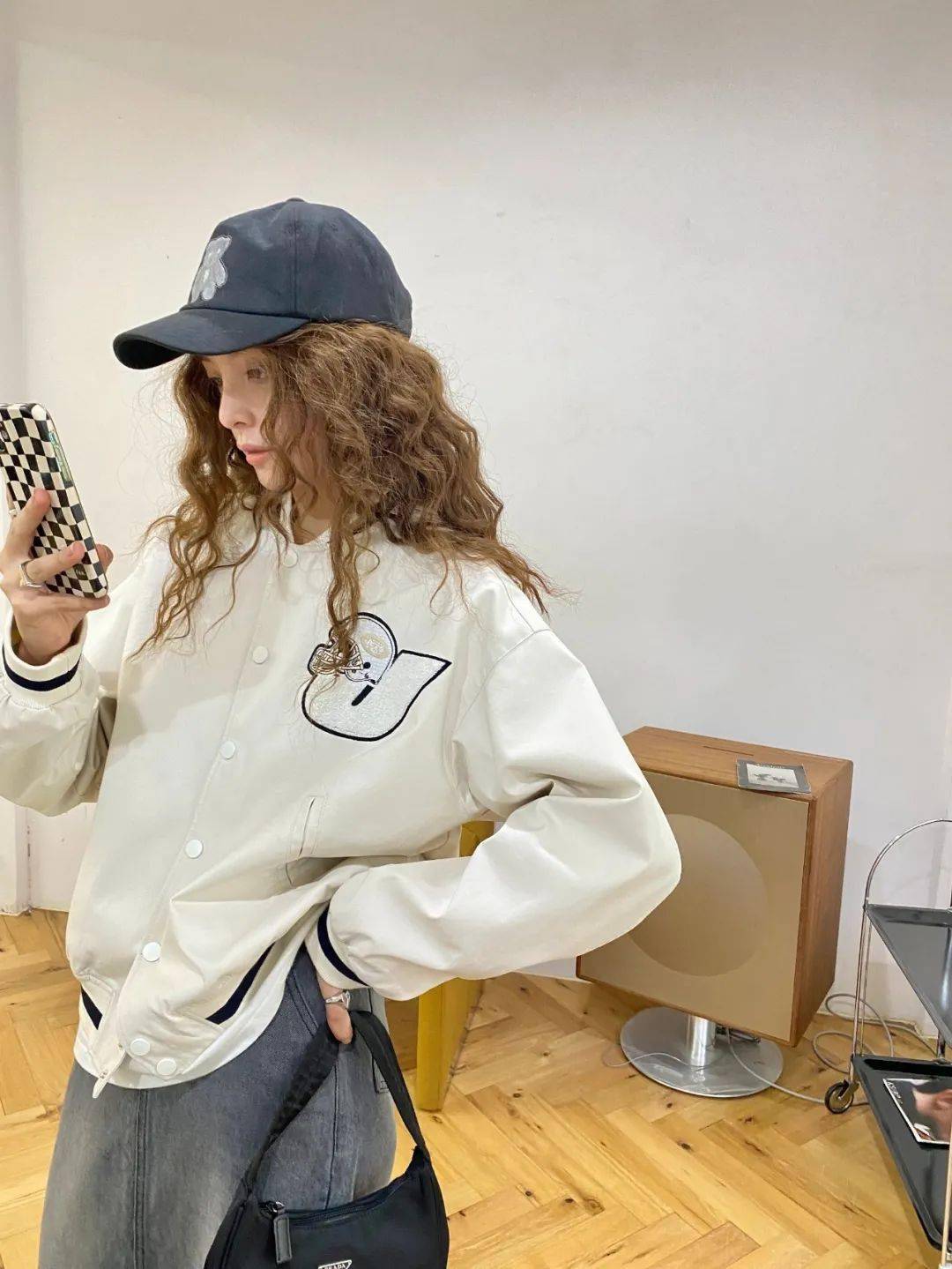 什么|换季穿什么？进来抄年轻人的答案