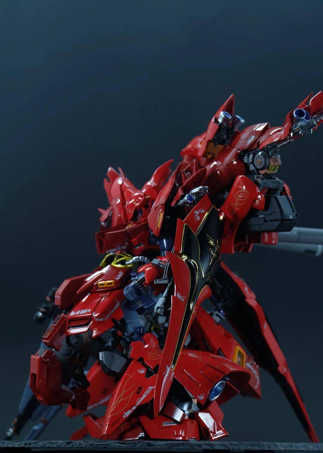 这组合有意思亚尔斯核心高达仿夜莺装甲