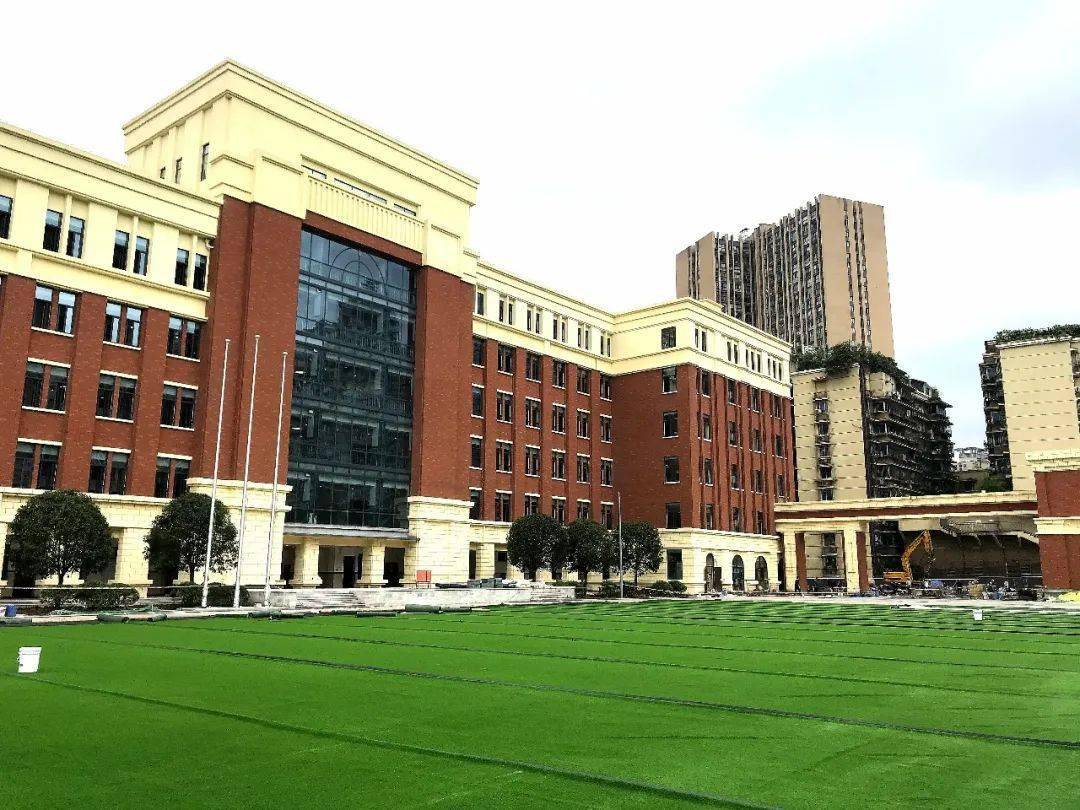 沙坪坝强化教育民生这两所学校今年秋季开学