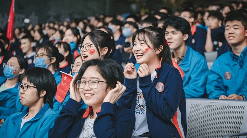 下周开学穿什么重庆40余所中学校服大盘点