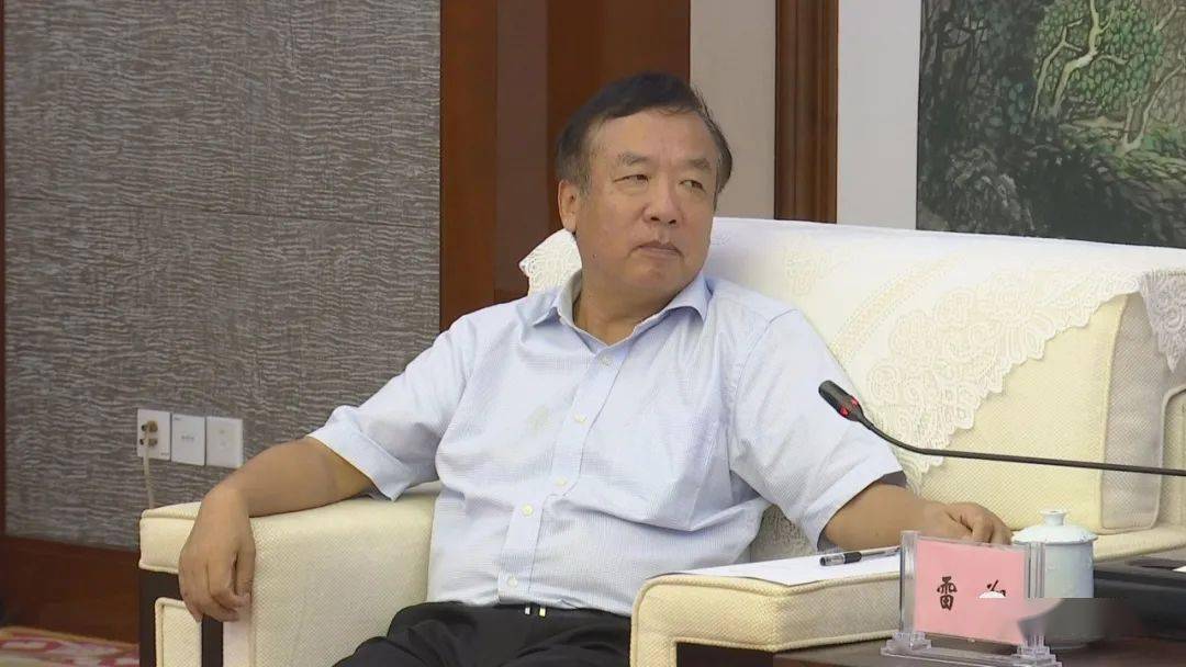 蒋连生会见华蓝集团股份公司董事长雷翔