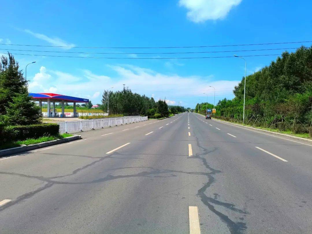 【交通动态】公路站多措并举开展平交道口路面硬化工作