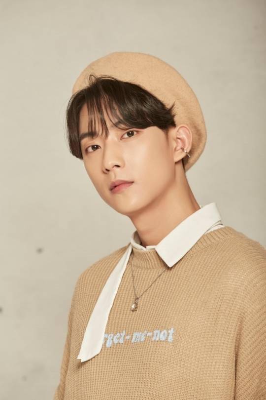 [星闻]b1a4孔灿确定出演网剧《mocoji kitchen》男主…变身融合韩式