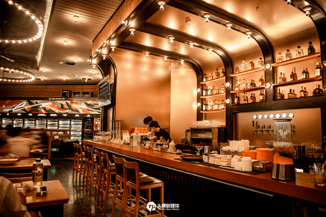 commune福州②店空降东泰禾还有超撩人的新品发光小酒桶等你打卡