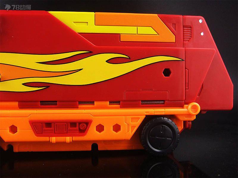 78民间测评变形金刚王国系列wfck29指挥官级补天士