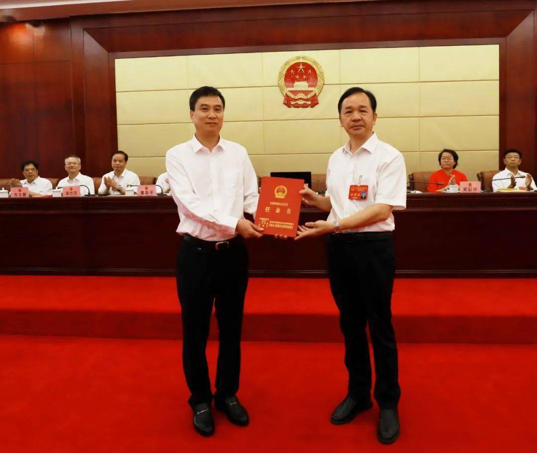 蔡立华同志任百色市监察委员会副主任代理主任