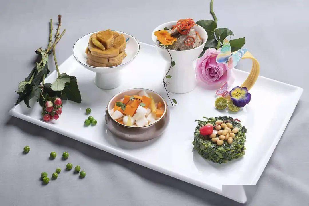 天隆有桌中华素年锦时宴