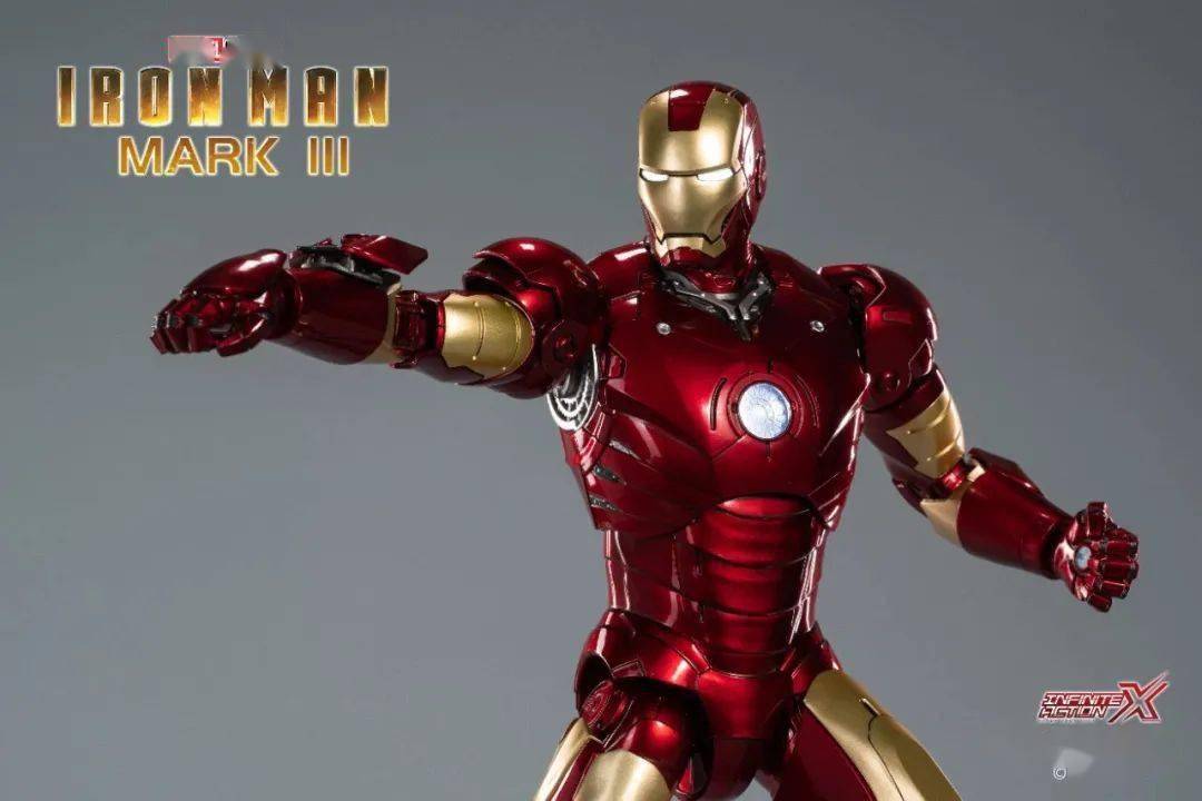 可以摆出战斗姿势另外根据官方介绍本品还会附带钢铁侠经典发光地台