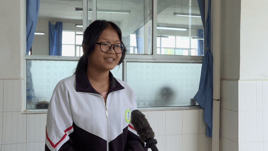 "蓝朋友"在行动~_石屏县