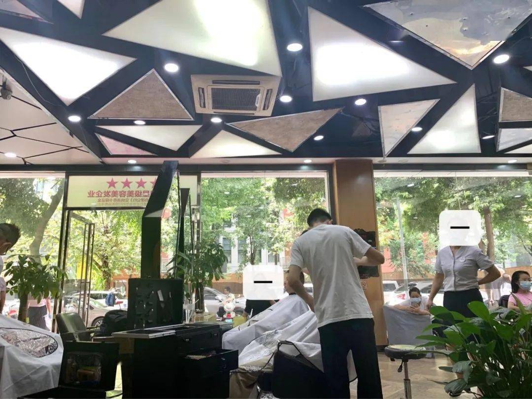 按头安利!我找到了成都理发店里的按摩王者