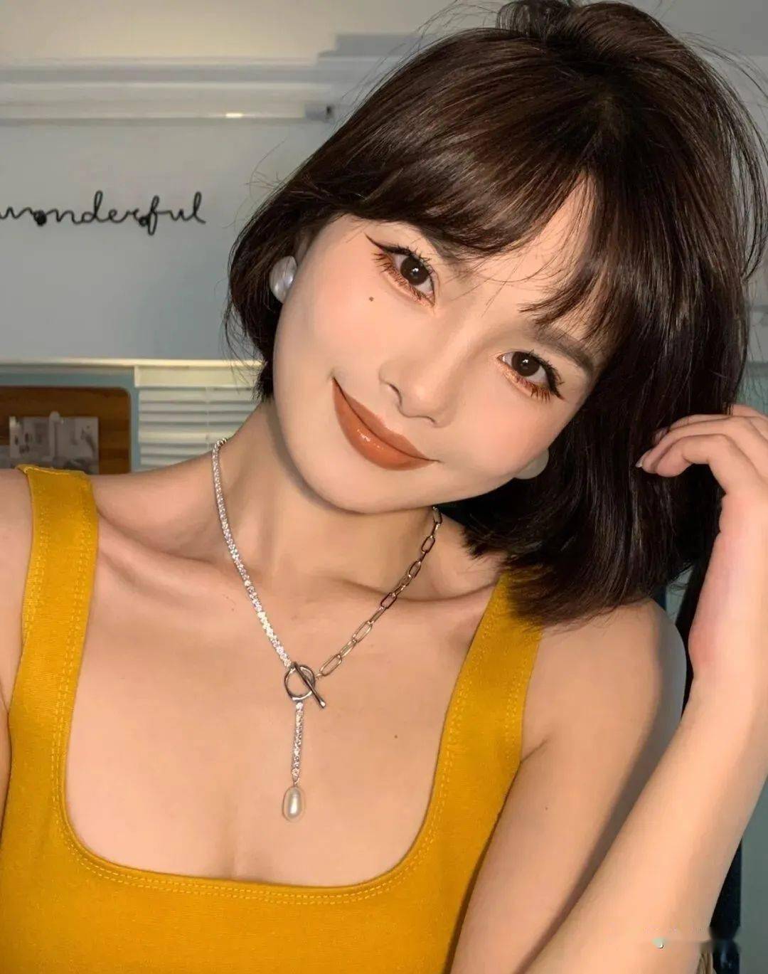 让你秒表漂亮小姐姐的网红短发,初秋的短发首选之一