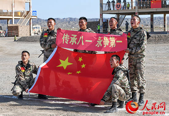 中国队斩获“国际军事比赛－2021”“安全环境”项目接力赛冠军