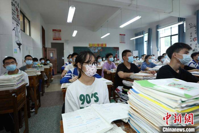 吴勇兵|张家界武陵源区初三高三学生开学