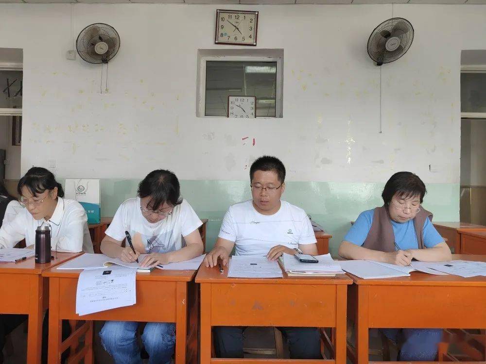 凝心聚力,砥砺前行—包钢九中物理组开展新学期第一次教研活动