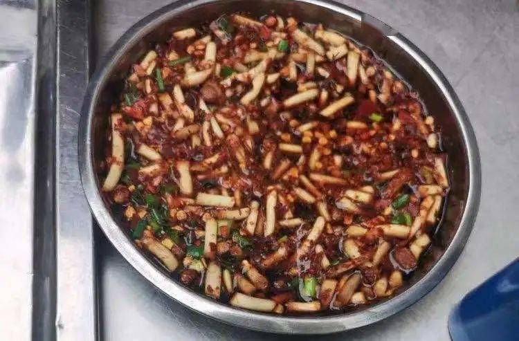 吃过一次折耳根才明白大自然的残酷