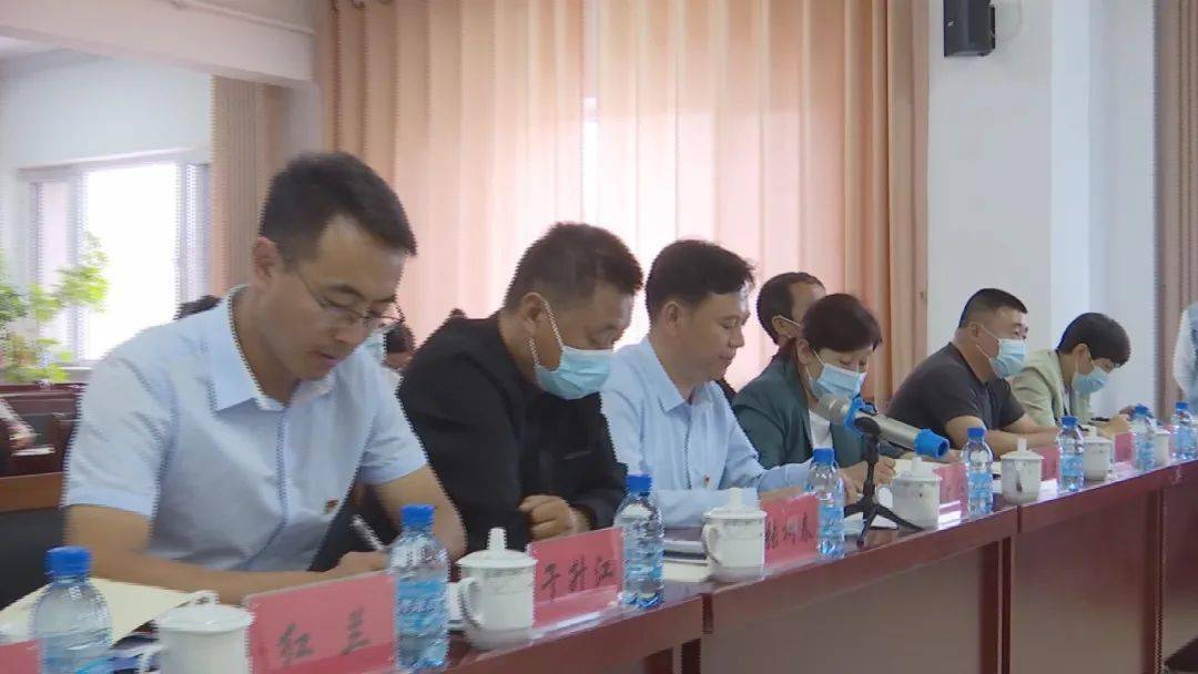 旗退役军人事务局,旗总工会,旗妇女联合会,共青团巴林右旗委员会中心