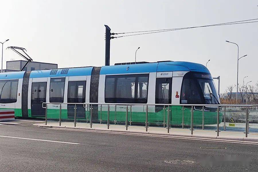 网友投稿t1有轨电车开通后青云店的小伙伴这样说