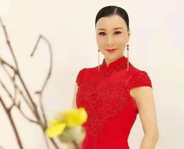 国家一级演员:张爱娟国家一级演员: 王晓玲(演员阵容仅供参考,排名不