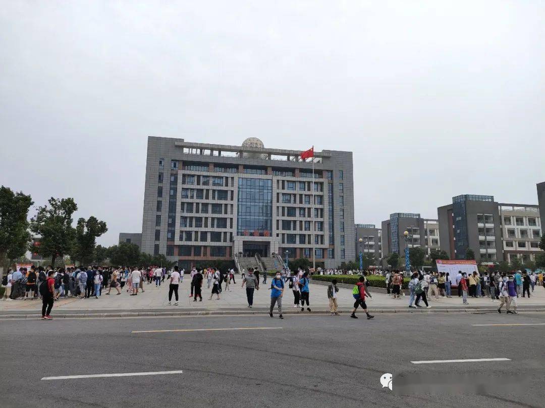 舒城二中喜迎2021级初一新生