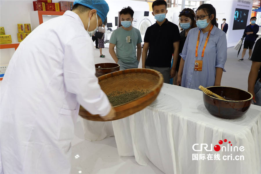 技艺|（2021年服贸会）非遗技艺、新冠特效药、智慧医疗……健康卫生服务专题展亮点纷呈